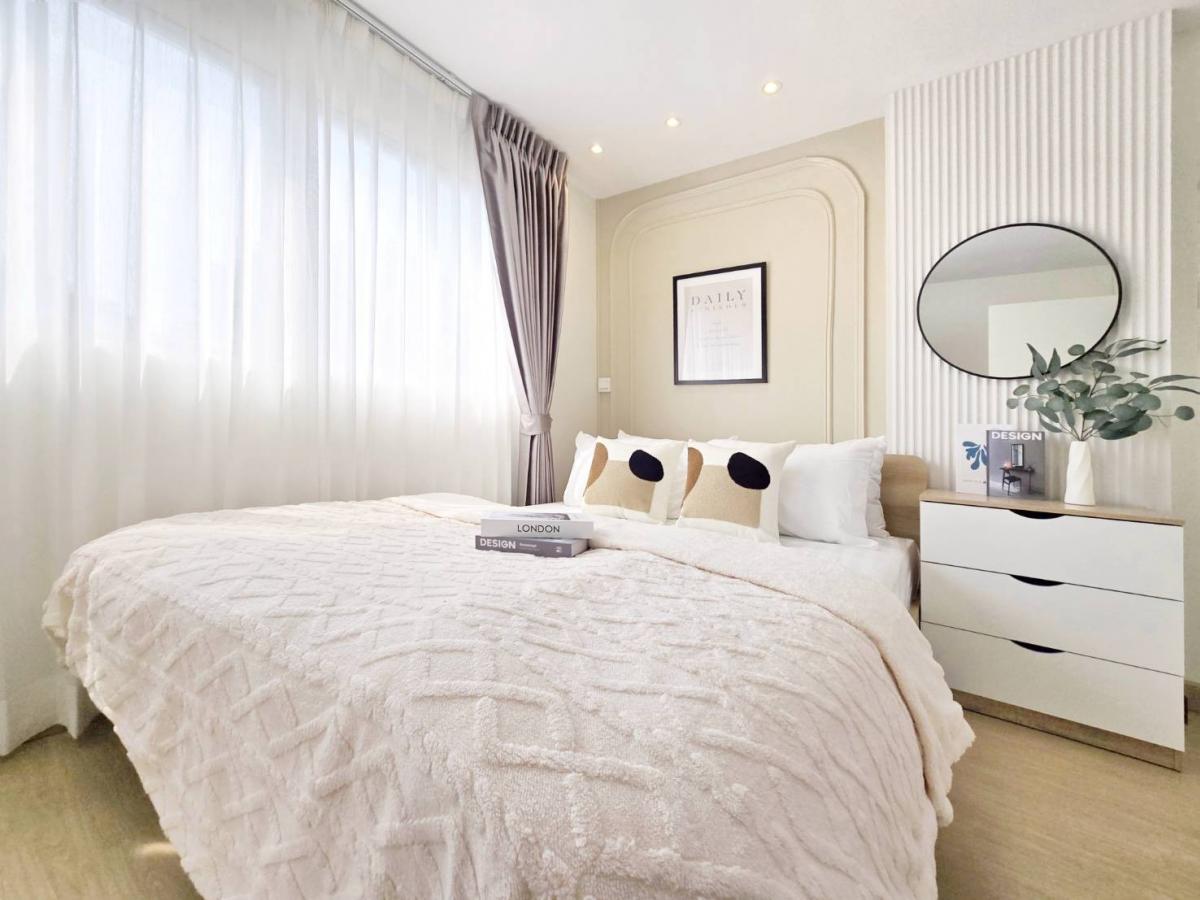 For SaleCondoLadprao101, Happy Land, The Mall Bang Kapi : 😲 Looking for a condo at All functions Big room feel Barrier is comfortable, not uncomfortable, good location, the front building does not have to walk far!  Must be here! 🏡 Lumpini Center Nawamin