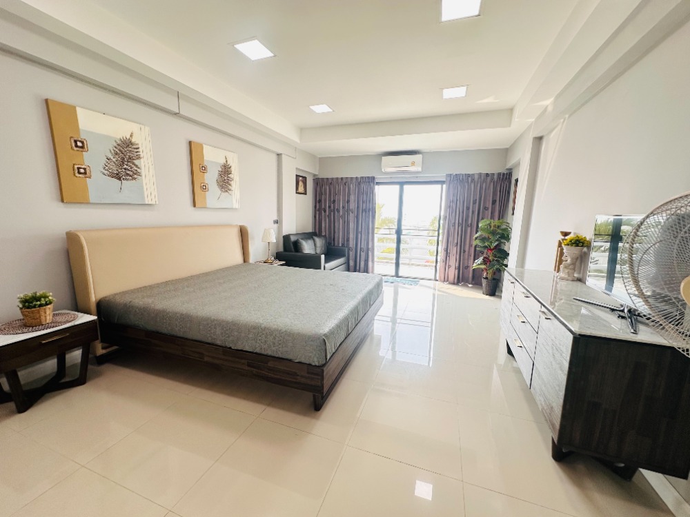 For SaleCondoPattaya, Bangsaen, Chonburi : for Sale! 3 bedrooms condo , Pattaya, Bang Lamung, near the sea