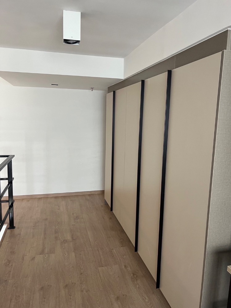For RentCondoRama9, Petchburi, RCA : Condo for rent IDEO RAMA9-ASOKE, a new condo, ready to be near MRT Rama 9, convenient to travel !!
