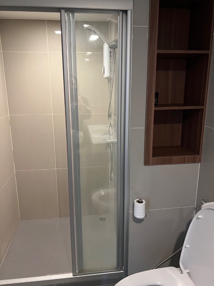 For RentCondoRama9, Petchburi, RCA : Condo for rent IDEO RAMA9-ASOKE, a new condo, ready to be near MRT Rama 9, convenient to travel !!