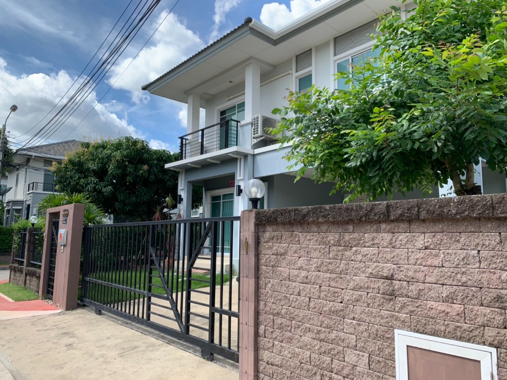 For RentHouseBang kae, Phetkasem : Rent a detached house, corner room near The Mall and Bang Khae BTS BTS
