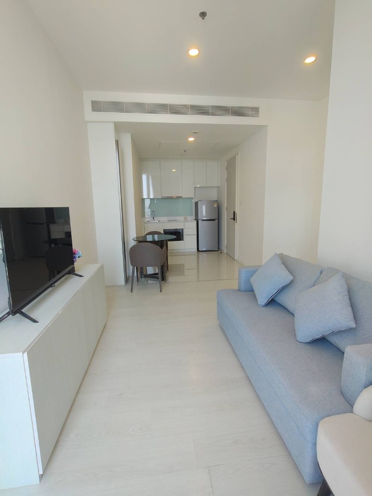 ให้เช่าคอนโดเกษตรศาสตร์ รัชโยธิน : ปล่อยเช่าห้องใหม่มือ1  ชั้น34 ขนาด 44 ตรม. คอนโด แมสซารีน รัชโยธิน ติด BTS รัชโยธิน (ห้องจริง  วิวสวยมาก )