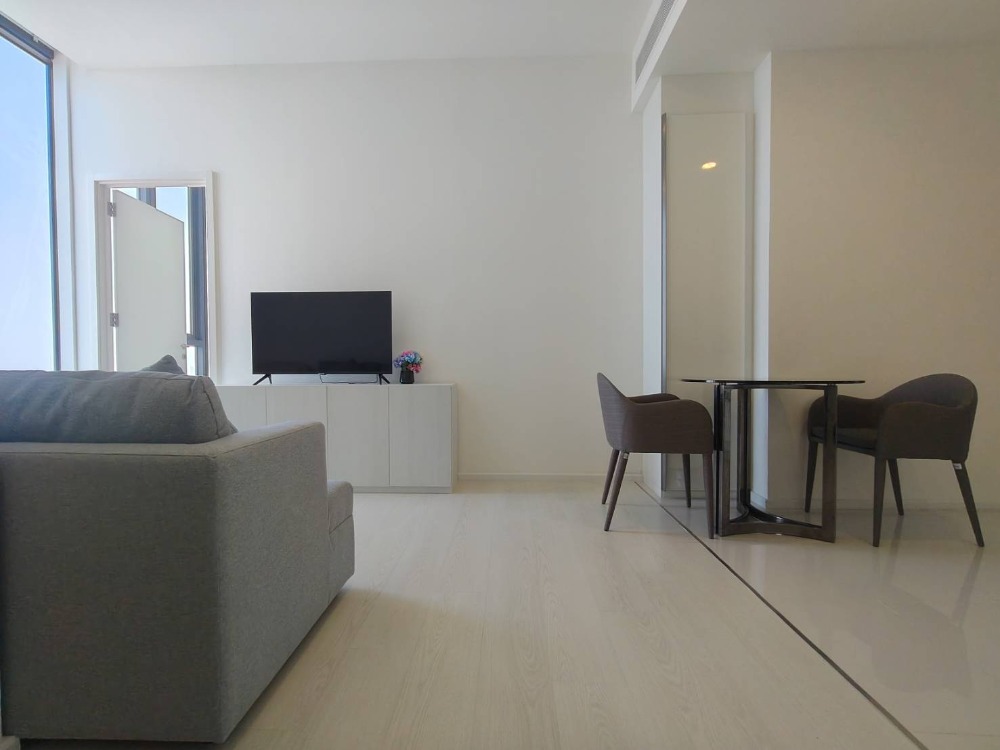 ให้เช่าคอนโดเกษตรศาสตร์ รัชโยธิน : ปล่อยเช่าห้องใหม่มือ1  ชั้น34 ขนาด 44 ตรม. คอนโด แมสซารีน รัชโยธิน ติด BTS รัชโยธิน (ห้องจริง  วิวสวยมาก )