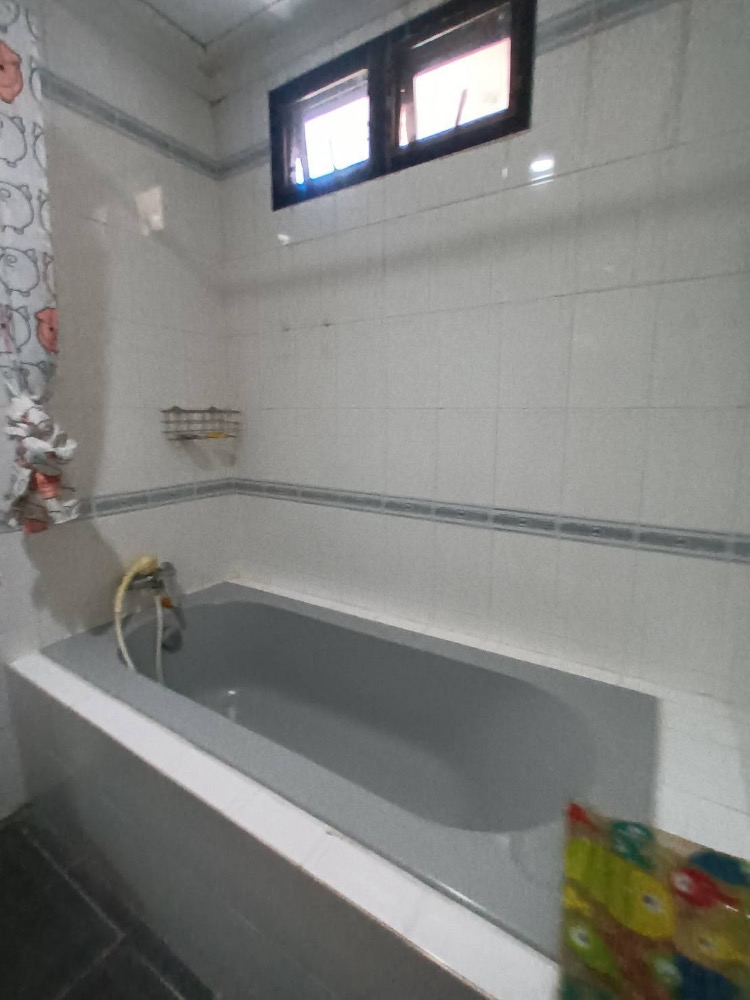 For RentCondoRattanathibet, Sanambinna : View of the Chao Phraya River, near the Purple Line, near Central Rattanathibet