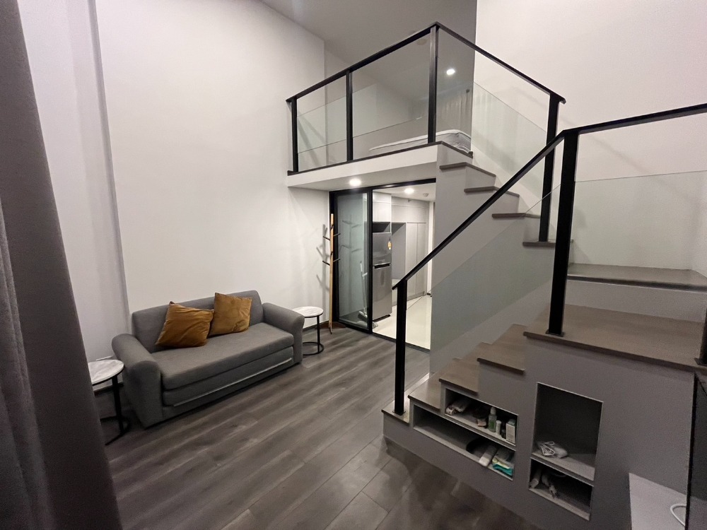 For RentCondoKasetsart, Ratchayothin : ✨ Rent‼ ️ Luxury Condo Knightsbridge Space Ratchayothin 🔥 Duospace 2 layers, size 36 sq.m. 🔥 📍 BTS Ratchayothin | Beautiful View | Complete Fer