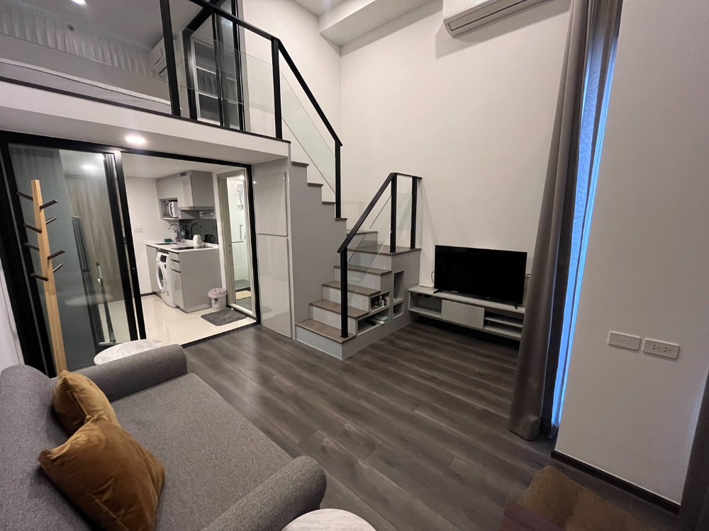 For RentCondoKasetsart, Ratchayothin : ✨ Rent‼ ️ Luxury Condo Knightsbridge Space Ratchayothin 🔥 Duospace 2 layers, size 36 sq.m. 🔥 📍 BTS Ratchayothin | Beautiful View | Complete Fer