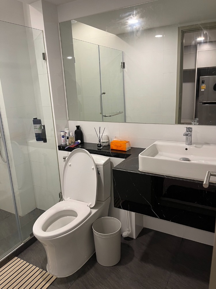 For RentCondoKasetsart, Ratchayothin : ✨ Rent‼ ️ Luxury Condo Knightsbridge Space Ratchayothin 🔥 Duospace 2 layers, size 36 sq.m. 🔥 📍 BTS Ratchayothin | Beautiful View | Complete Fer