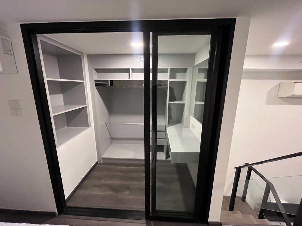 For RentCondoKasetsart, Ratchayothin : ✨ Rent‼ ️ Luxury Condo Knightsbridge Space Ratchayothin 🔥 Duospace 2 layers, size 36 sq.m. 🔥 📍 BTS Ratchayothin | Beautiful View | Complete Fer