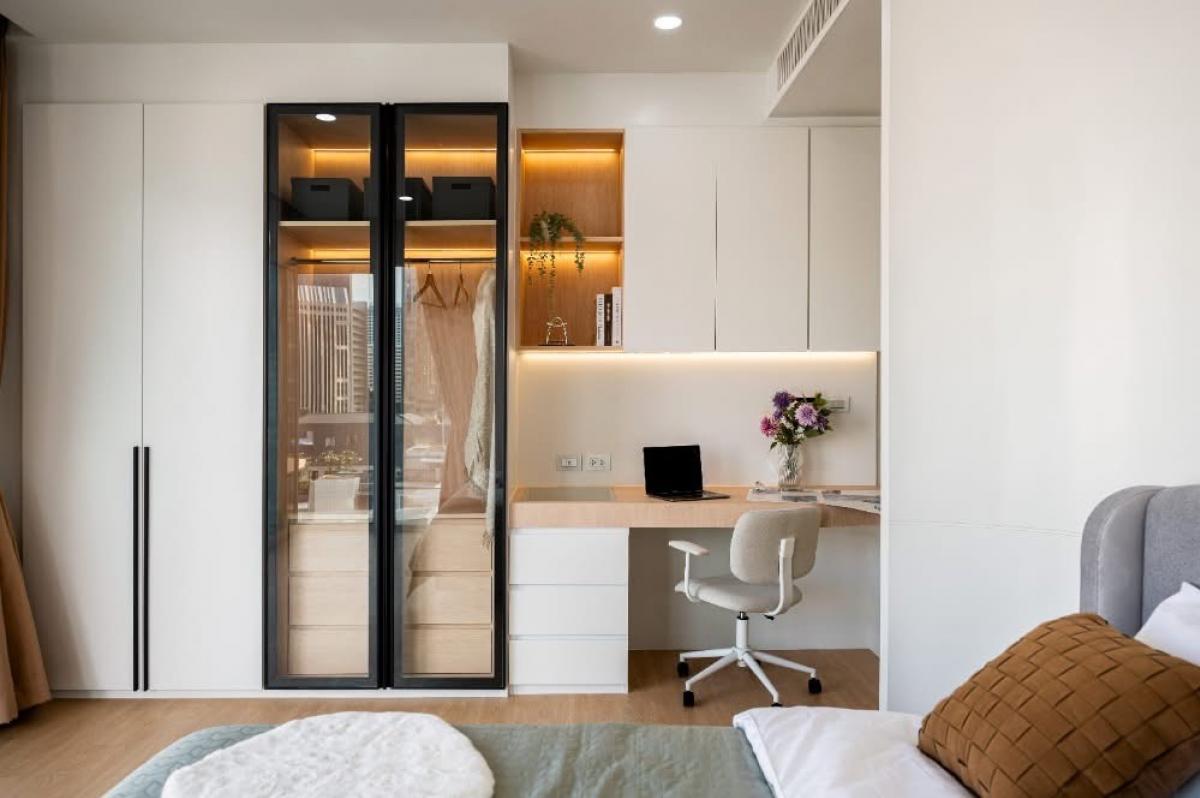 For SaleCondoNana, North Nana,Sukhumvit13, Soi Nana : The new room is good price. The Prime 11 Size 89.73 SQ.M 2 BED 2 Bath, only 10.9 MB. Contact 086-795-9997.