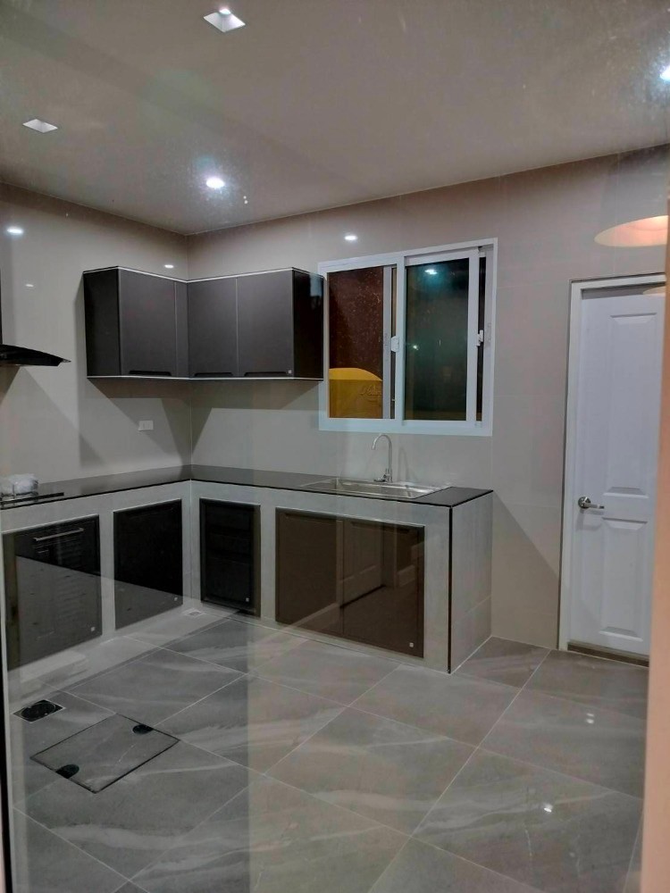 For SaleTownhomePattanakan, Srinakarin : S-THTAR101 Townhouse for sale, Town Avenue Rama 9, size 25.60 sq wa., 3 floors, usable area 165 sq m., 3 bedrooms, 3 bathrooms, 4.83 million, 064-959-8900