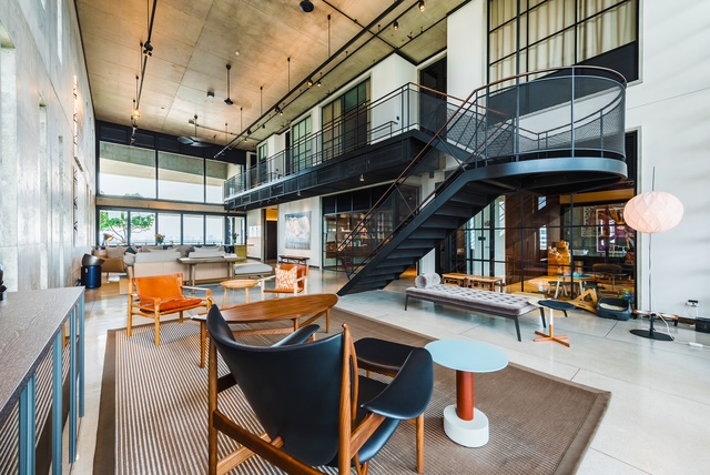 For SaleCondoSathorn, Narathiwat : LUXURY LOFT-STYLE 4 BEDROOM CONDO FOR SALE SATHORN- MUST SEE