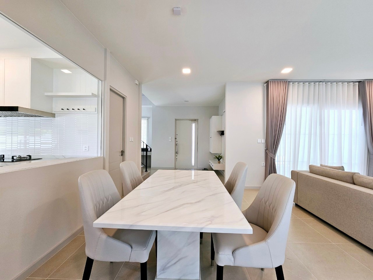 For RentHouseBangna, Bearing, Lasalle : K-6214 Urgent rent! Chaiyapruek Bangna, Km. 15, near Mega Bangna behind the corner