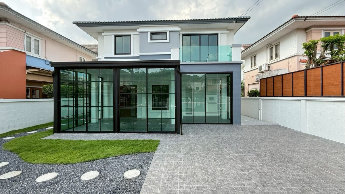 New renovated house for sale Ready to move in! On the potential to sanitary 5 🏡✨ Loading...