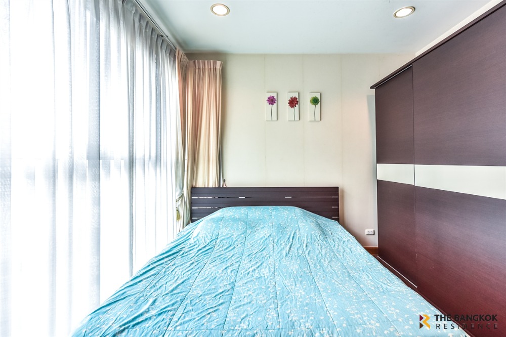 For RentCondoRatchathewi,Phayathai : Urgent room for rent. The Address Siam 2B1B 58 SQM. Only 22K/Month !!