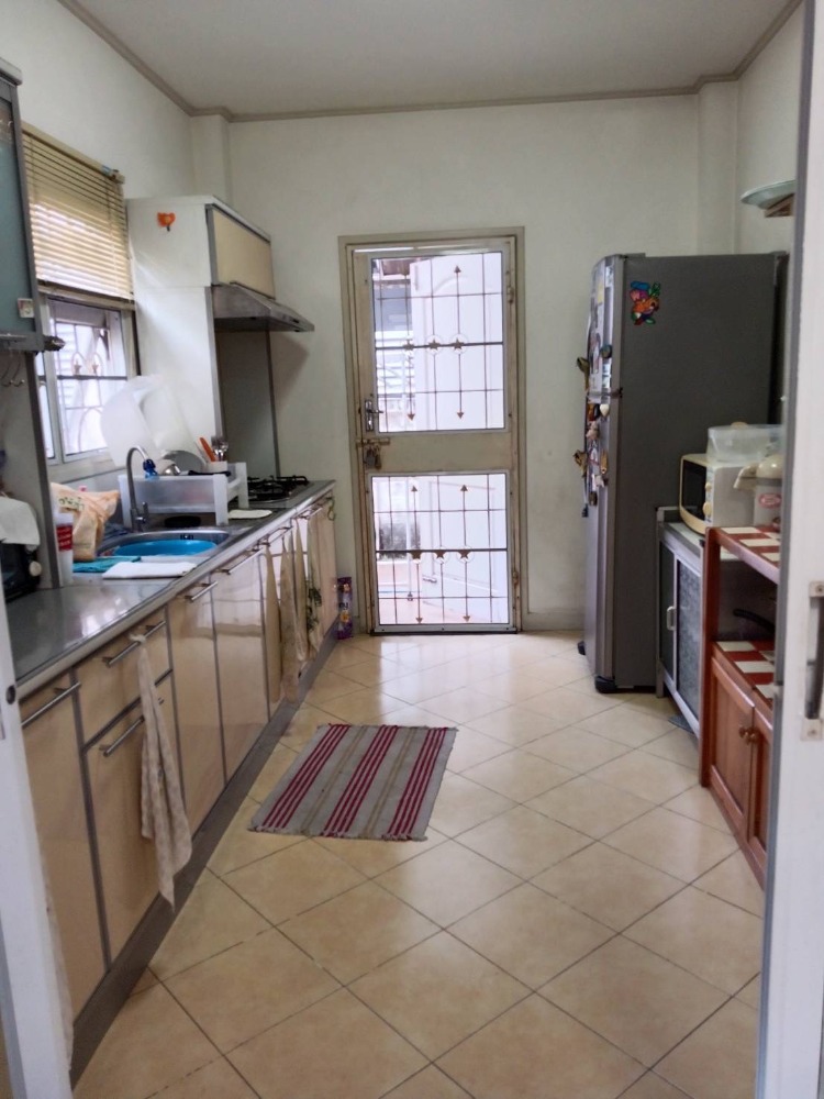 ขายบ้านมีนบุรี-ร่มเกล้า : พาร์คเวย์ ชาเล่ต์ รามคำแหง / 3 ห้องนอน (ขาย), Parkway Chalet Ramkhamhaeng / 3 Bedrooms (SALE) AA315