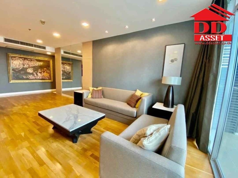 ให้เช่าคอนโดสาทร นราธิวาส : For rent / For Sale Condo Urbana Sathorn เออร์บาน่า สาทร รหัส : C8293