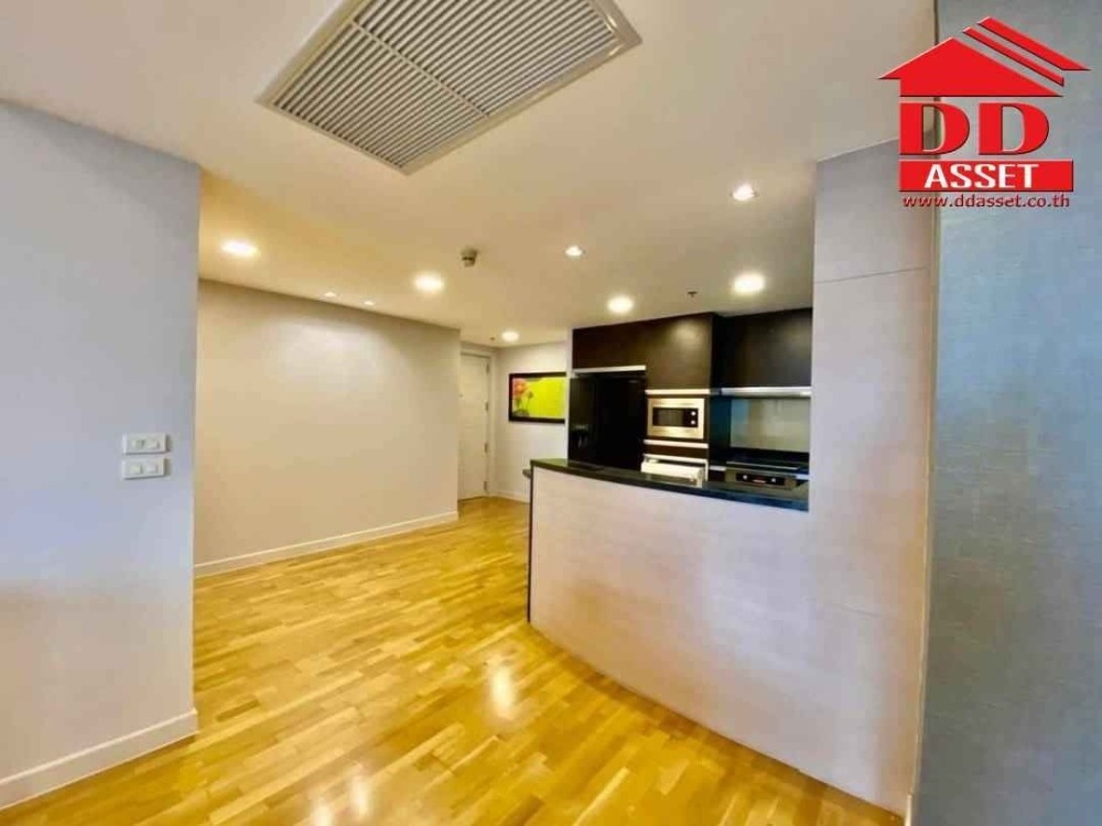 ให้เช่าคอนโดสาทร นราธิวาส : For rent / For Sale Condo Urbana Sathorn เออร์บาน่า สาทร รหัส : C8293