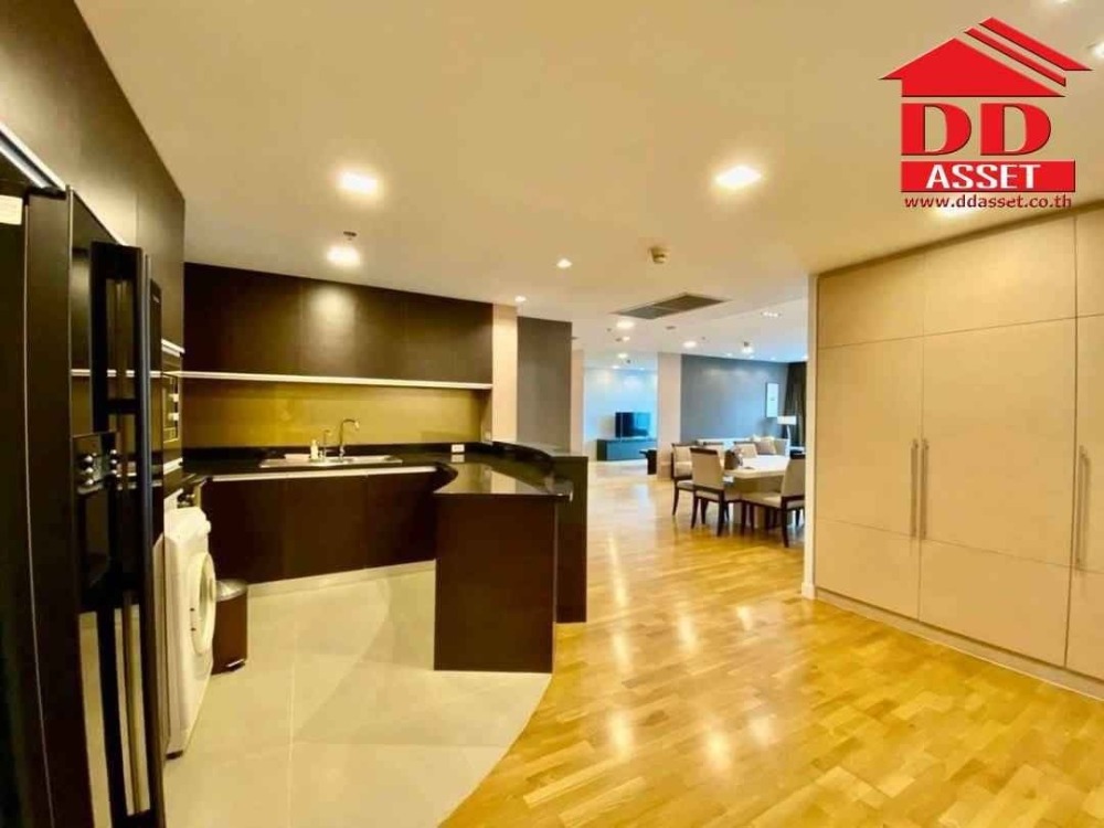 ให้เช่าคอนโดสาทร นราธิวาส : For rent / For Sale Condo Urbana Sathorn เออร์บาน่า สาทร รหัส : C8293