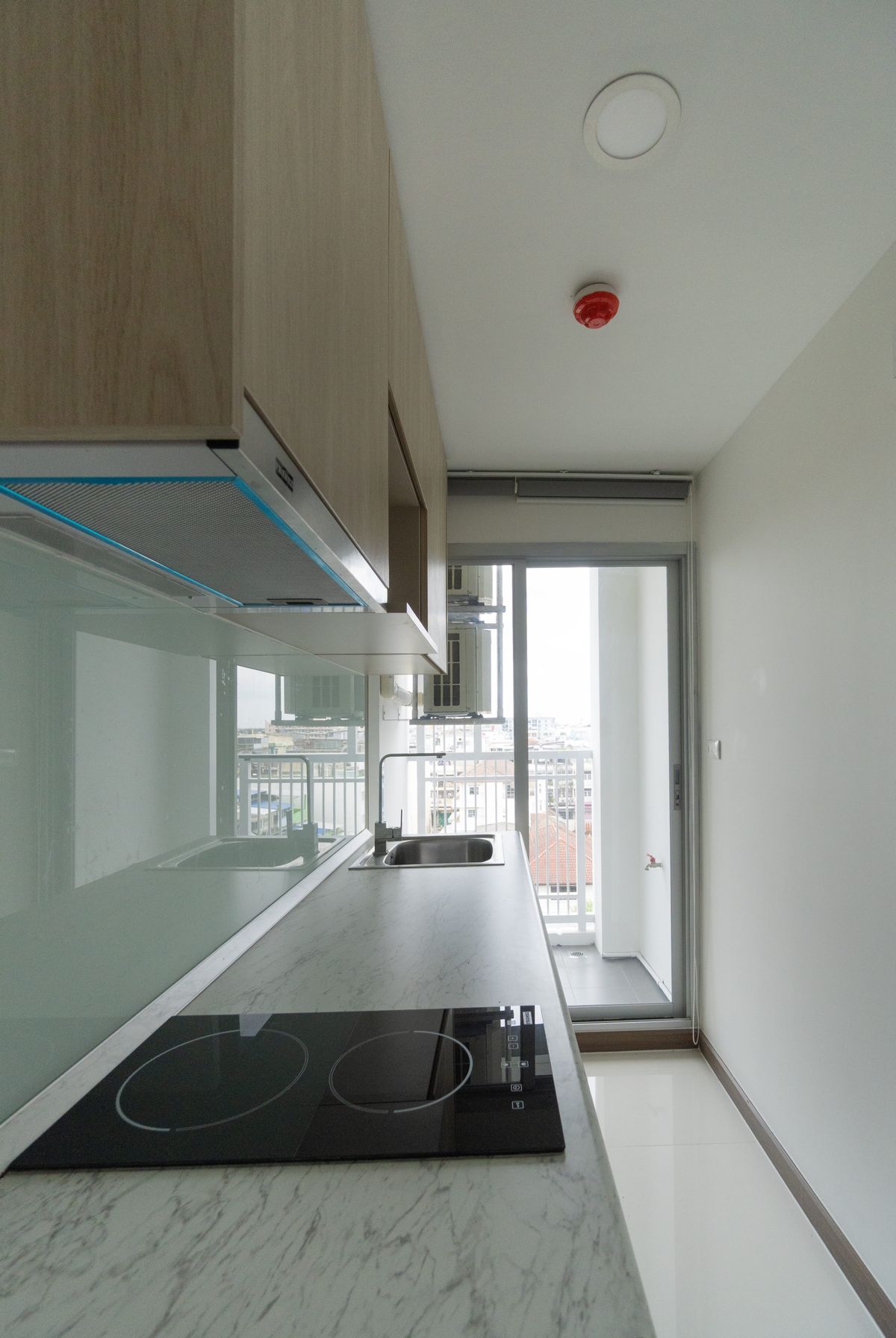 ขายคอนโดปิ่นเกล้า จรัญสนิทวงศ์ : ชีวาทัย ฮอลล์มาร์ค จรัญฯ 13