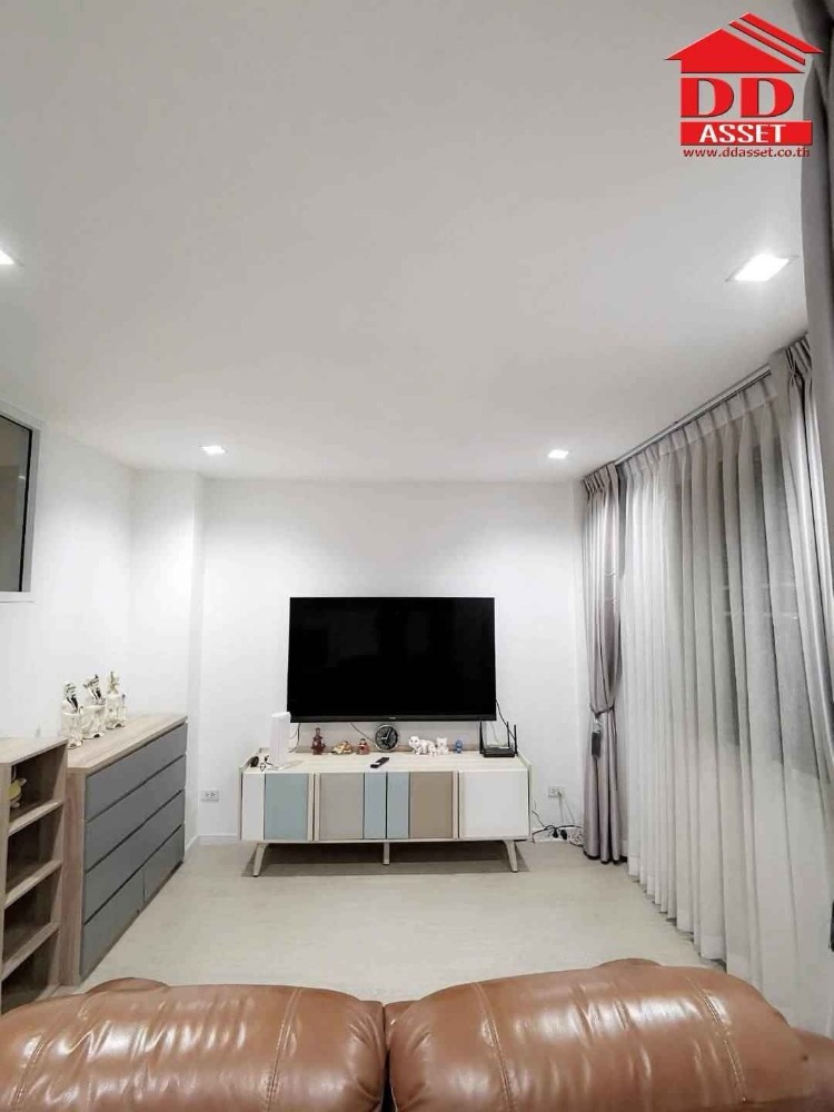 ขายบ้านลาดกระบัง สุวรรณภูมิ : ขาย/ให้เช่า หมู่บ้านวิรัลพัชร -เฉลิมพระเกียรติร.9 ประเวศ ใกล้ห้างพาราไดซ์พาร์ค รหัส : T8111