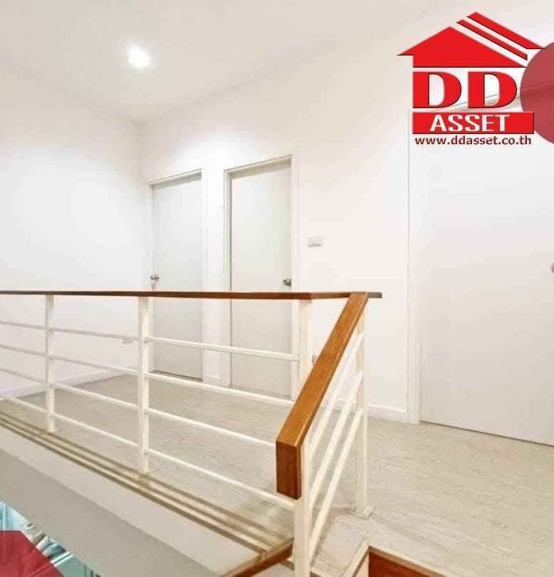 ขายบ้านลาดกระบัง สุวรรณภูมิ : ขาย/ให้เช่า หมู่บ้านวิรัลพัชร -เฉลิมพระเกียรติร.9 ประเวศ ใกล้ห้างพาราไดซ์พาร์ค รหัส : T8111