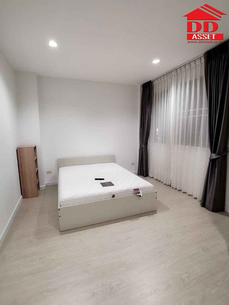 ขายบ้านลาดกระบัง สุวรรณภูมิ : ขาย/ให้เช่า หมู่บ้านวิรัลพัชร -เฉลิมพระเกียรติร.9 ประเวศ ใกล้ห้างพาราไดซ์พาร์ค รหัส : T8111