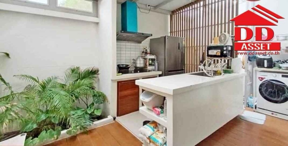 ขายบ้านลาดกระบัง สุวรรณภูมิ : ขาย/ให้เช่า หมู่บ้านวิรัลพัชร -เฉลิมพระเกียรติร.9 ประเวศ ใกล้ห้างพาราไดซ์พาร์ค รหัส : T8111