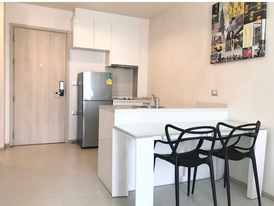 For SaleCondoSukhumvit, Asoke, Thonglor : Hot Deal!!! Best price in the building, 1 bedroom, 1 bathroom, 45 sq m, high floor, beautiful view, Princess.