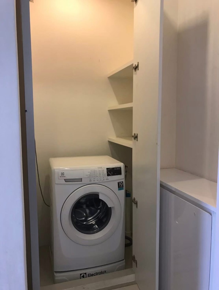 For SaleCondoSukhumvit, Asoke, Thonglor : Hot Deal!!! Best price in the building, 1 bedroom, 1 bathroom, 45 sq m, high floor, beautiful view, Princess.