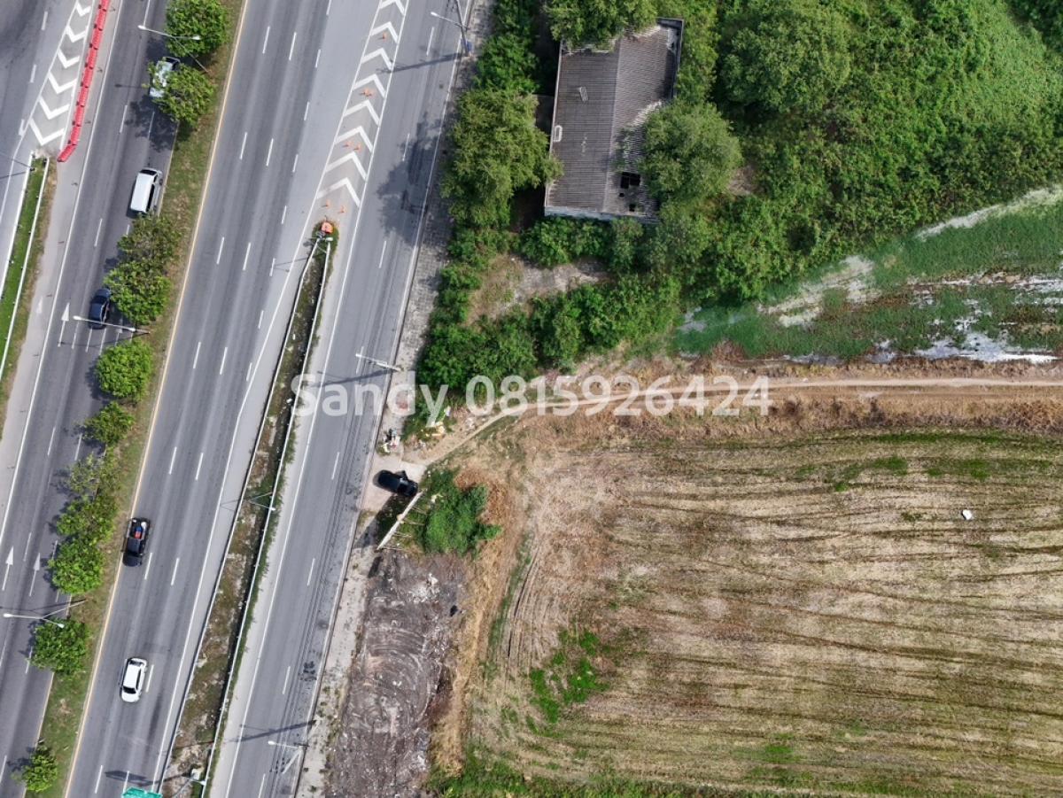 ขายที่ดินพุทธมณฑล ศาลายา : ที่ดินเปล่า ตรงข้ามเซ็นทรัลศาลายา ติดถนนบรมราชชนนี  ฝั่งขาออกจากกรุงเทพ