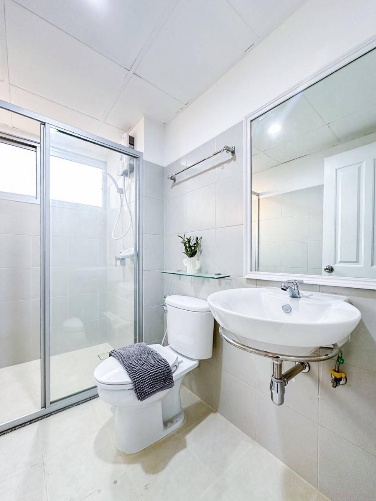 For SaleCondoRama9, Petchburi, RCA : 🚆 Can walk to MRT Rama 9! ✨️ Luxury condo in the heart of Asoke-Ratchada Completely cheaper than the central rental! 👉👉 Supalai Park Asoke-Ratchada (𝐒𝐮𝐩𝐚𝐥𝐚𝐢 𝐏𝐚𝐫𝐤 𝐀𝐬𝐨𝐤𝐞 𝐀𝐬𝐨𝐤𝐞-𝐑𝐚𝐭𝐜𝐡𝐚𝐝𝐚) 🌳