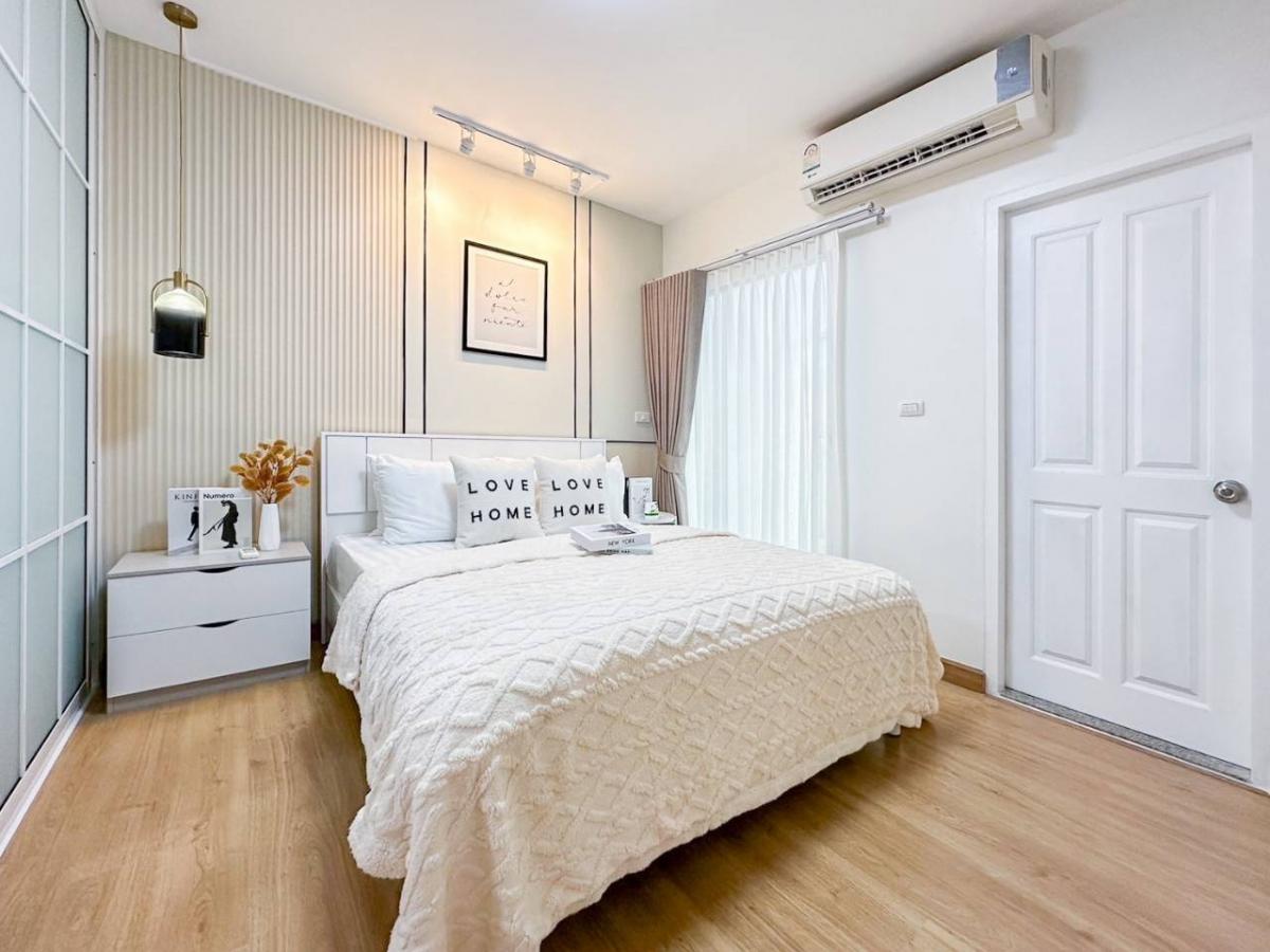 For SaleCondoRama9, Petchburi, RCA : 🚆 Can walk to MRT Rama 9! ✨️ Luxury condo in the heart of Asoke-Ratchada Completely cheaper than the central rental! 👉👉 Supalai Park Asoke-Ratchada (𝐒𝐮𝐩𝐚𝐥𝐚𝐢 𝐏𝐚𝐫𝐤 𝐀𝐬𝐨𝐤𝐞 𝐀𝐬𝐨𝐤𝐞-𝐑𝐚𝐭𝐜𝐡𝐚𝐝𝐚) 🌳