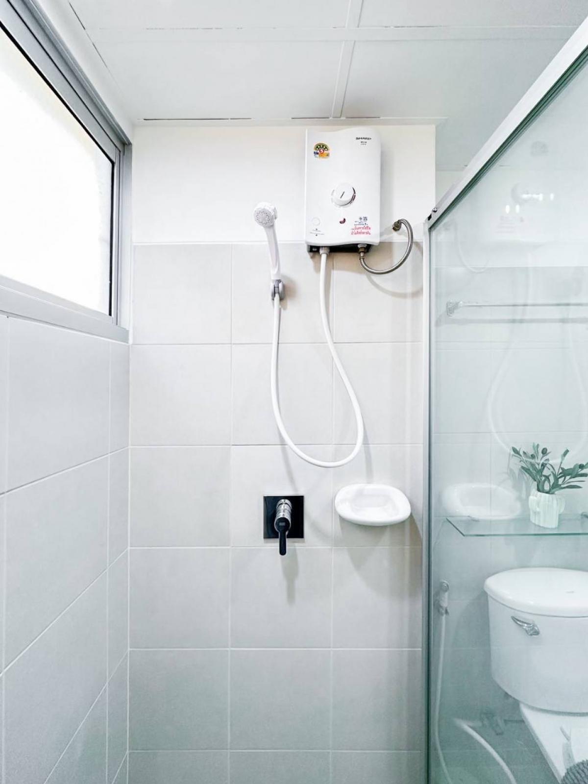 For SaleCondoRama9, Petchburi, RCA : 🚆 Can walk to MRT Rama 9! ✨️ Luxury condo in the heart of Asoke-Ratchada Completely cheaper than the central rental! 👉👉 Supalai Park Asoke-Ratchada (𝐒𝐮𝐩𝐚𝐥𝐚𝐢 𝐏𝐚𝐫𝐤 𝐀𝐬𝐨𝐤𝐞 𝐀𝐬𝐨𝐤𝐞-𝐑𝐚𝐭𝐜𝐡𝐚𝐝𝐚) 🌳