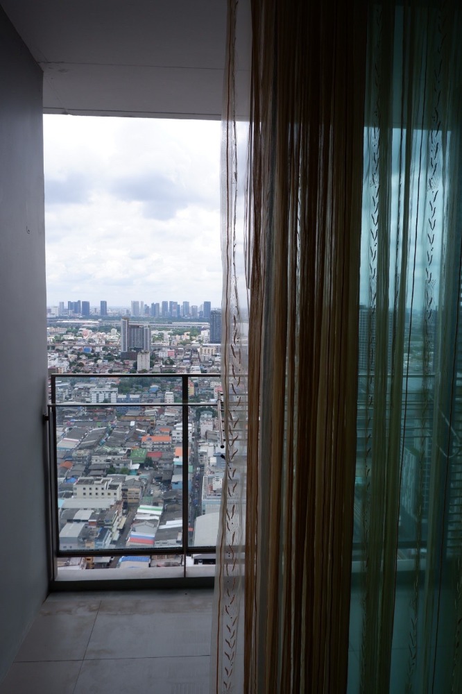 ขายคอนโดบางซื่อ วงศ์สว่าง เตาปูน : 333 Riverside / โครงการริมแม่น้ำ ห้องชั้นสูง วิวเมือง ทำเลดีใกล้ MRT ราคาดีที่สุดในตลาด / 1 นอน 45 ตร.ม. โทร 0937890899