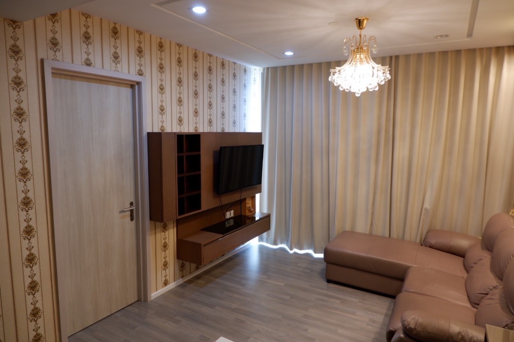 ขายคอนโดบางซื่อ วงศ์สว่าง เตาปูน : 333 Riverside / โครงการริมแม่น้ำ ห้องชั้นสูง วิวเมือง ทำเลดีใกล้ MRT ราคาดีที่สุดในตลาด / 1 นอน 45 ตร.ม. โทร 0937890899