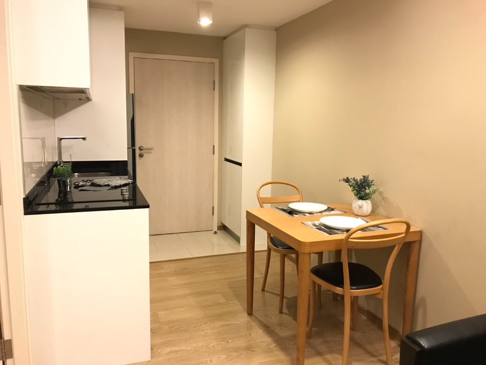 For SaleCondoSukhumvit, Asoke, Thonglor : Maestro 39 / Pet-Friendly. Beautiful room south. Phrom Phong-Thonglor location Bargain price / 1 bedtime 35 sq.m. Call 0937890899