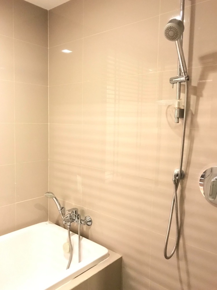 For SaleCondoSukhumvit, Asoke, Thonglor : Maestro 39 / Pet-Friendly. Beautiful room south. Phrom Phong-Thonglor location Bargain price / 1 bedtime 35 sq.m. Call 0937890899