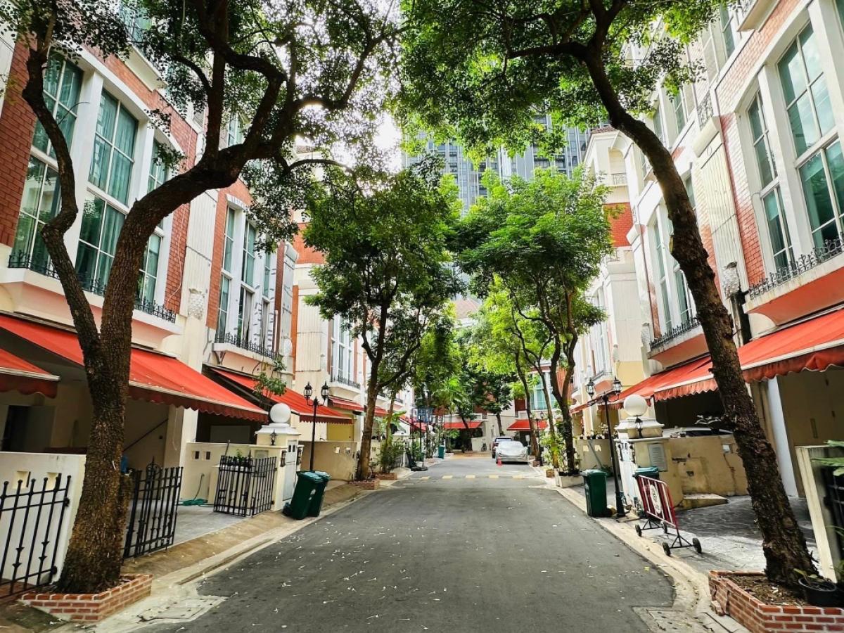 For RentTownhomeSukhumvit, Asoke, Thonglor : For Rent, Baan Krung Krung Thonglor