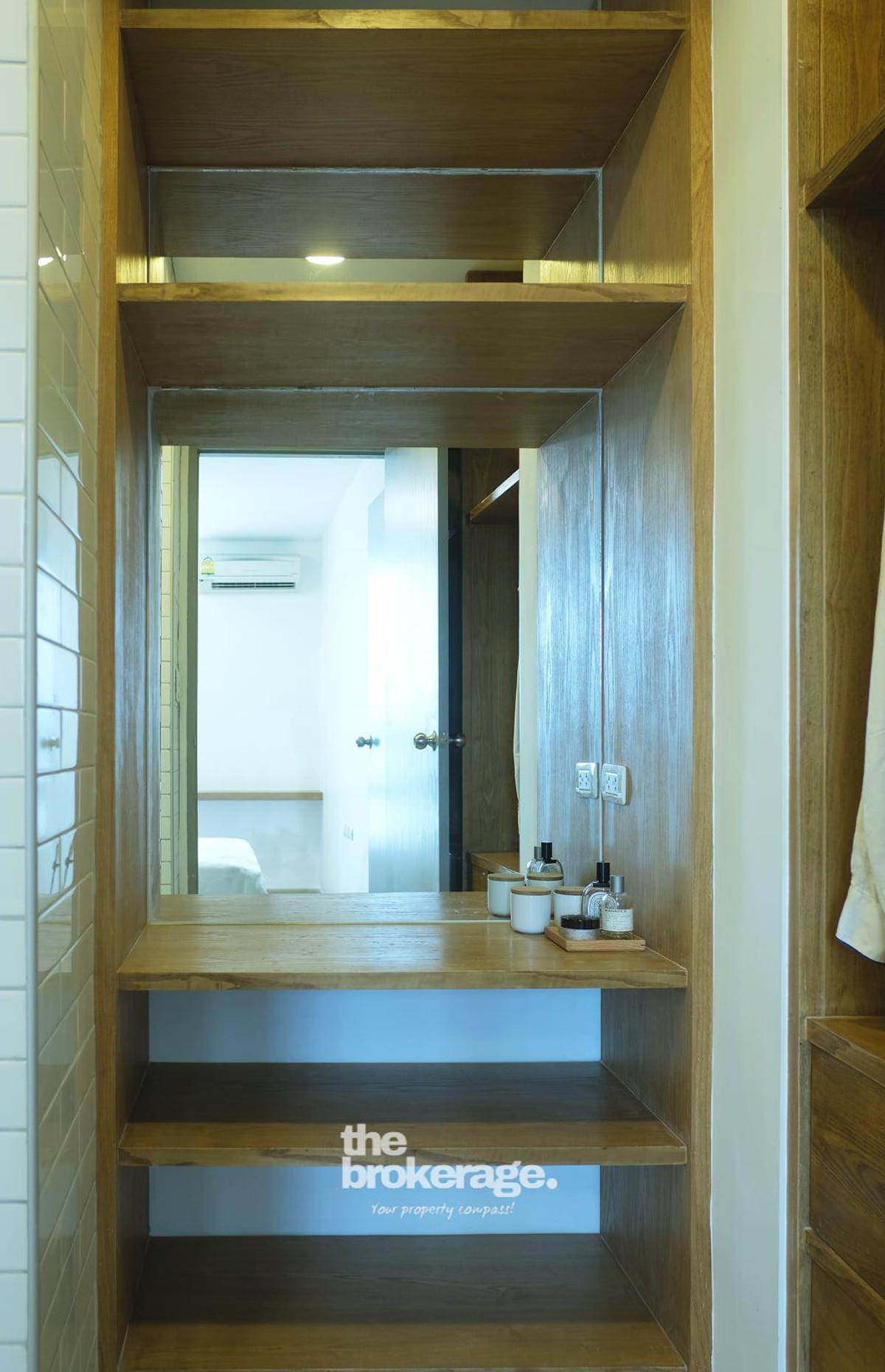 ให้เช่าคอนโดลาดพร้าว เซ็นทรัลลาดพร้าว :  Line : @thebrokerage  ไอดีโอ ลาดพร้าว 5  1 ห้องนอน 1 ห้องน้ำ 33 ตรม. 13,000 บาท 