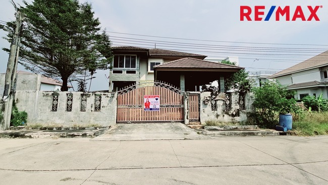 ขายบ้านปิ่นเกล้า จรัญสนิทวงศ์ : ขายบ้านใกล้ เดอะ พาซิโอ พาร์ค ราคาดี หมู่บ้านศรีวดี ปิ่นเกล้า ตลิ่งชัน หลังริม ไม่ทรุด เดินทางได้หลายเส้นทาง ใกล้ห้างฯ ทางด่วน ขายเพียง 6.95 Mb.