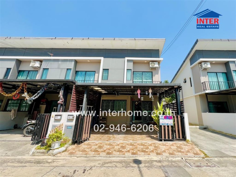 ขายทาวน์โฮมสมุทรปราการ สำโรง : ทาวน์โฮม 2 ชั้น 21.1 ตร.ว. หมู่บ้านเดอะคัลเลอร์ส บางนา วงแหวน3 (โครงการอารียา) ซอยมหาชัย แยก1 ถนนบางนาตราด ถนนบางนาตราด กม.10 บางพลี สมุทรปราการ