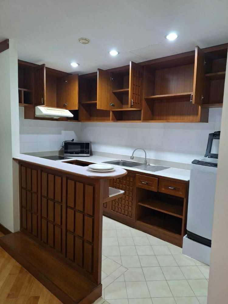For RentSukhumvit, Asoke, Thonglor : Nice residence near Emquartier! 2 Bedroom good price ready to move in near BTS Phromphong