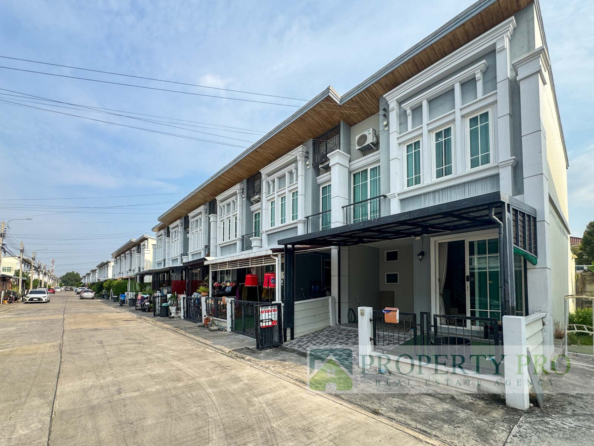 ขายทาวน์โฮมเกษตร นวมินทร์ ลาดปลาเค้า : ขาย Golden Town 3 ลาดพร้าว เกษตรนวมินทร์ ทาวน์โฮม 2 ชั้น ขนาด 17 ตรว 150 ตรม 3 นอน 2 น้ำ หลังริม ใกล้นวมินทร์ นวลจันทร์ โพธิ์แก้ว กาญจนาภิเษก ทางด่วน : SL25S-003