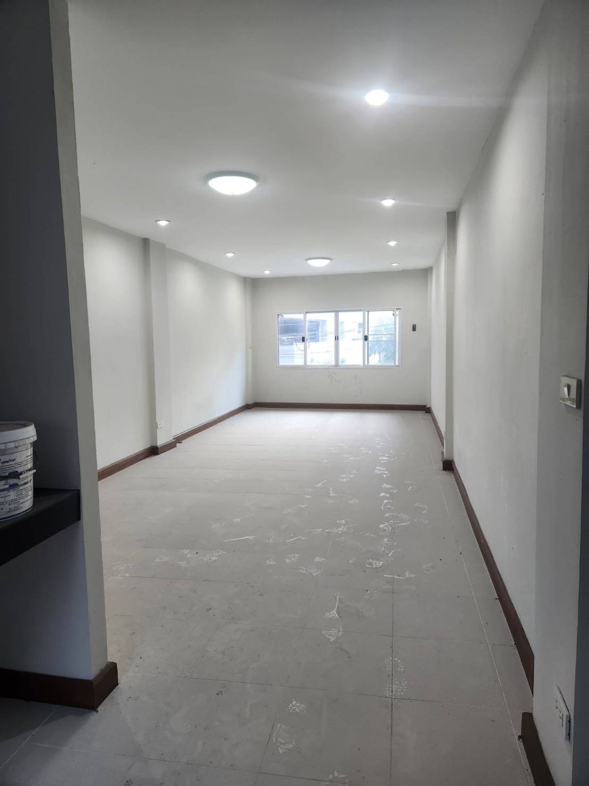 ขายอาคารพาณิชย์อ่อนนุช อุดมสุข : ขายอาคารสูง 3 ชั้น ถ. สุขุมวิท 44/1 ใกล้BTS