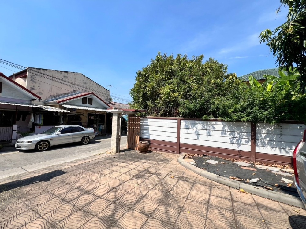 ขายบ้านลาดกระบัง สุวรรณภูมิ : ขายด่วน บ้านเดี่ยว2ชั้น เนื้อที่90ตรว. ซอยทุ่งเศรษฐี 39 รามคำแหง2  แขวงดอกไม้ เขตประเวศ เพียง6.75MB.!!