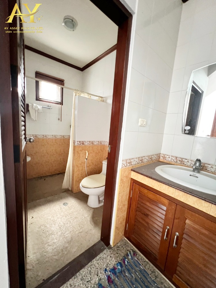 ขายบ้านลาดกระบัง สุวรรณภูมิ : ขายด่วน บ้านเดี่ยว2ชั้น เนื้อที่90ตรว. ซอยทุ่งเศรษฐี 39 รามคำแหง2  แขวงดอกไม้ เขตประเวศ เพียง6.75MB.!!