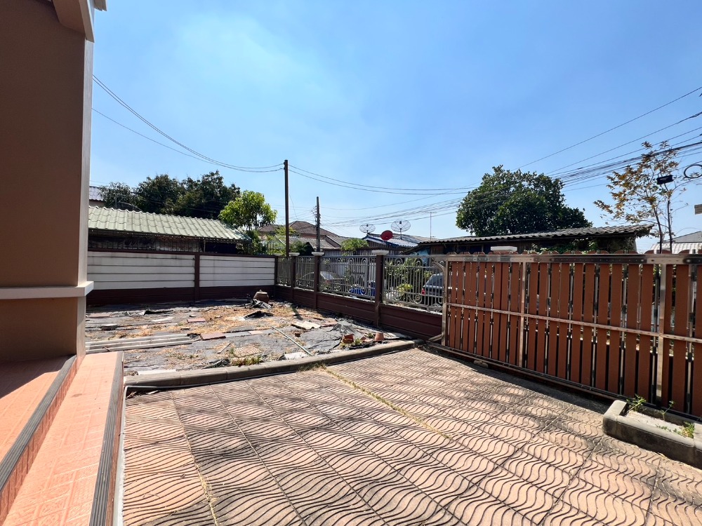 ขายบ้านลาดกระบัง สุวรรณภูมิ : ขายด่วน บ้านเดี่ยว2ชั้น เนื้อที่90ตรว. ซอยทุ่งเศรษฐี 39 รามคำแหง2  แขวงดอกไม้ เขตประเวศ เพียง6.75MB.!!