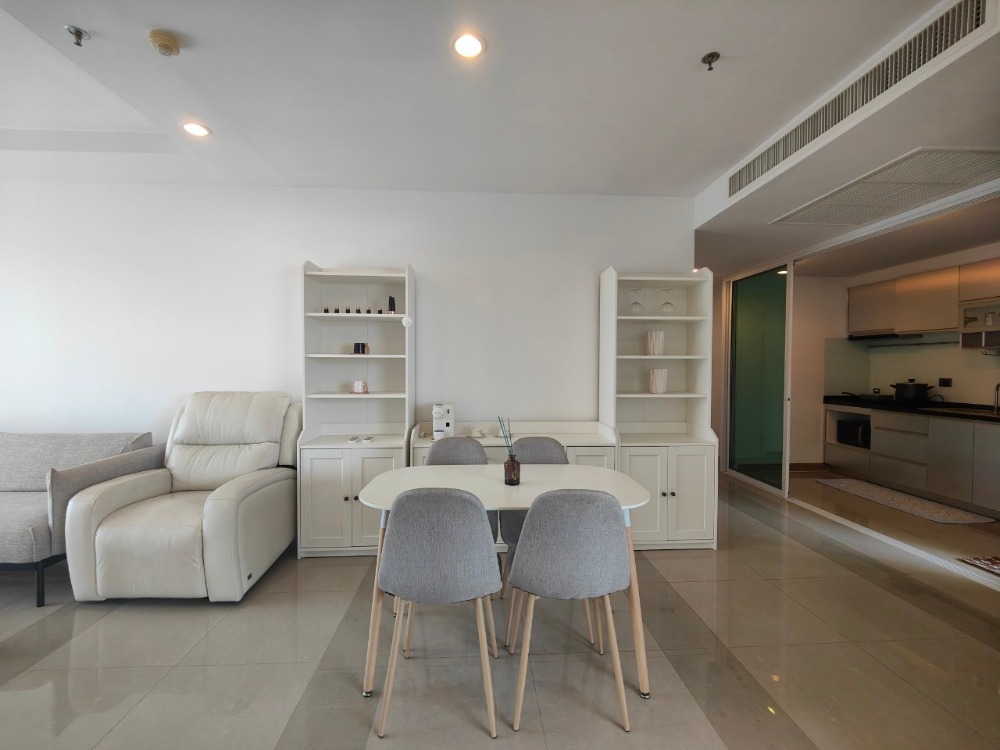 For RentCondoRama9, Petchburi, RCA : For rent Supalai Wellington minimalist spacious two bedroom