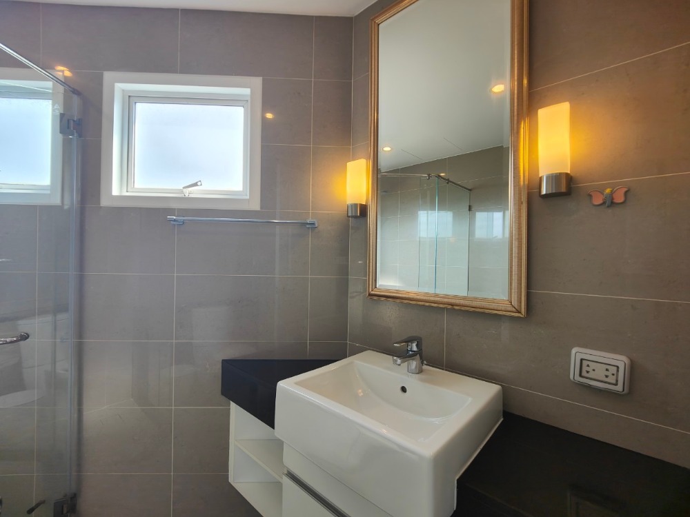 For RentCondoRama9, Petchburi, RCA : For rent Supalai Wellington minimalist spacious two bedroom