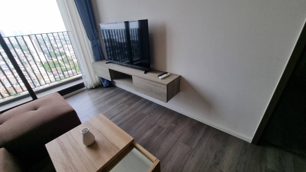 For RentCondoOnnut, Udomsuk : Condo for rent: Whizhdom Essence Sukhumvit 101, fully furnished condo, ready to move in, near Punnawithi BTS station and shopping mall!!